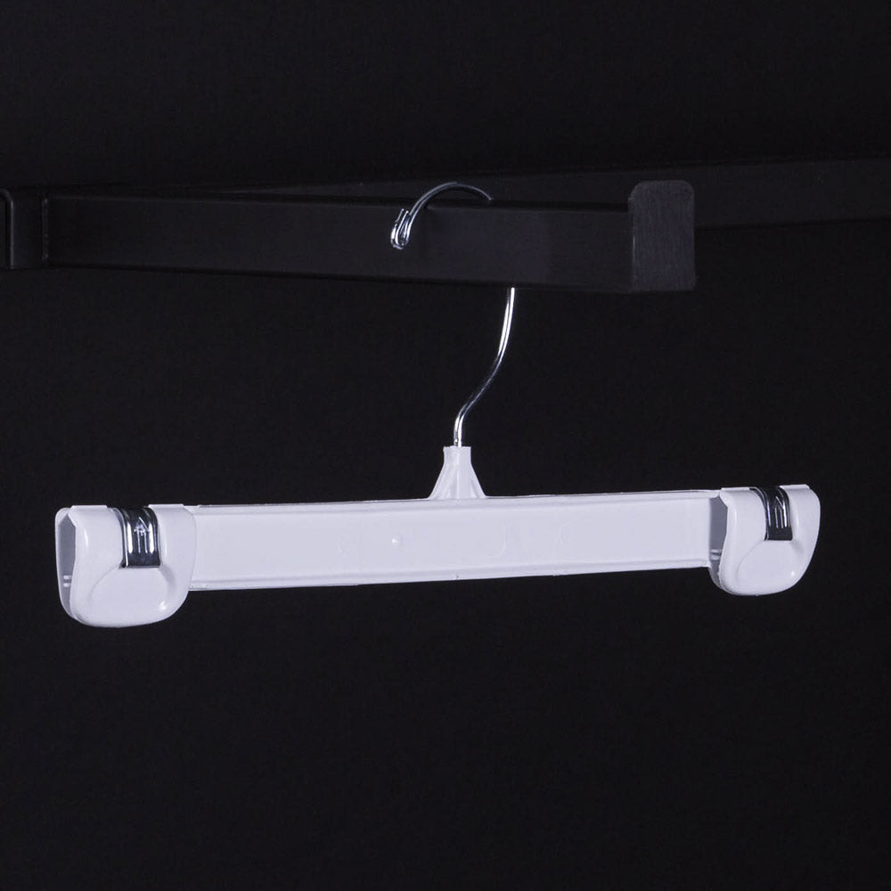 Hanger with clips and a metal hook, Box of 200.