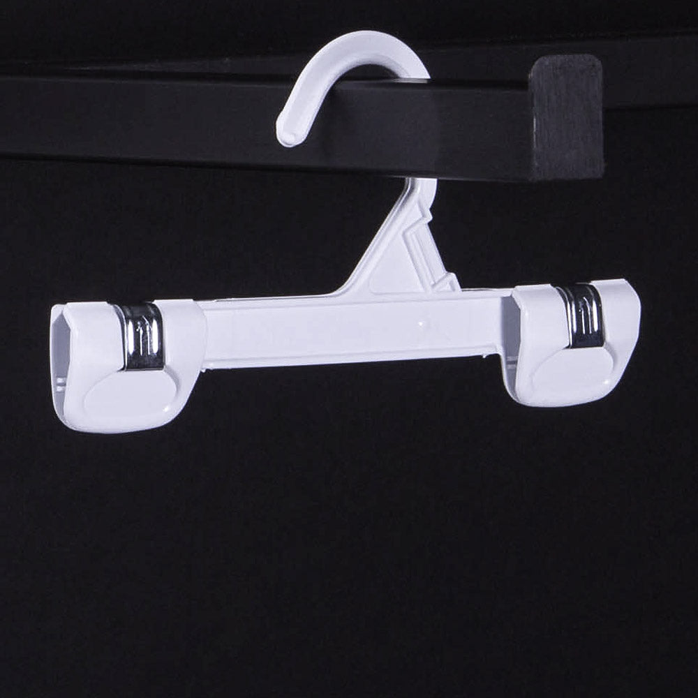Hanger with clips and a plastic hook. Box of 200